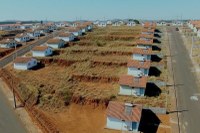 Vereadores cobram resolução da falta de água e infraestrutura no Residencial Vitória